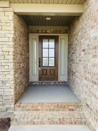 $2,395 | 817 Ella Lane, Clarksville, TN 37043