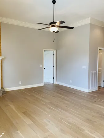 $2,395 | 817 Ella Lane, Clarksville, TN 37043