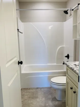 $2,395 | 817 Ella Lane, Clarksville, TN 37043