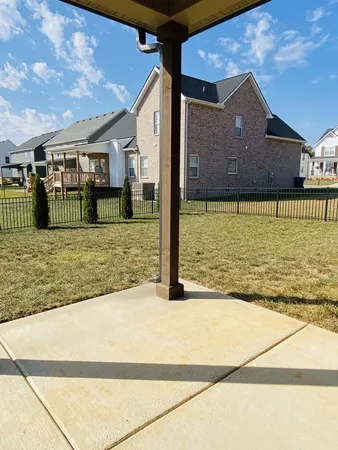 $2,395 | 817 Ella Lane, Clarksville, TN 37043
