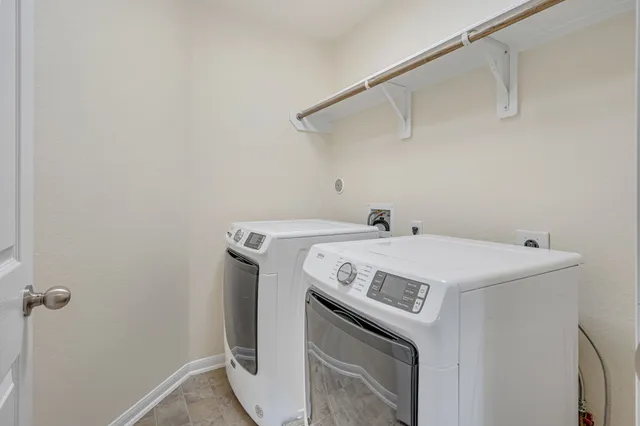 $3,000 | 16707 Lark Bunting Lane, Conroe, TX 77385