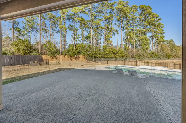 $3,000 | 16707 Lark Bunting Lane, Conroe, TX 77385