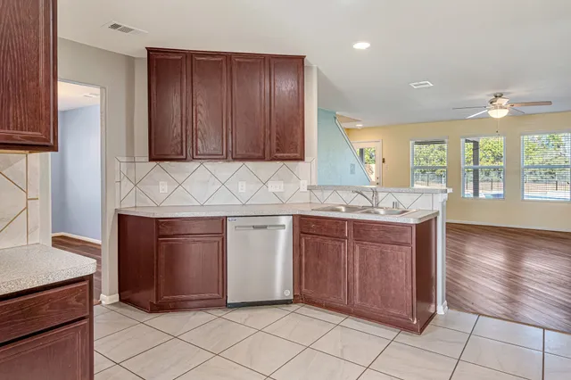 $3,000 | 16707 Lark Bunting Lane, Conroe, TX 77385