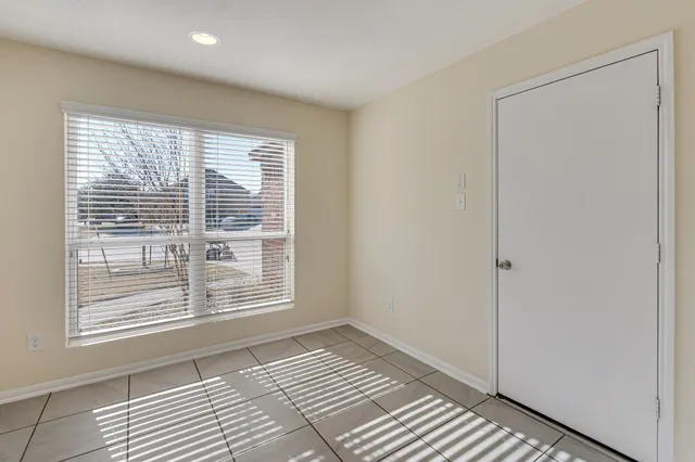 $3,000 | 16707 Lark Bunting Lane, Conroe, TX 77385