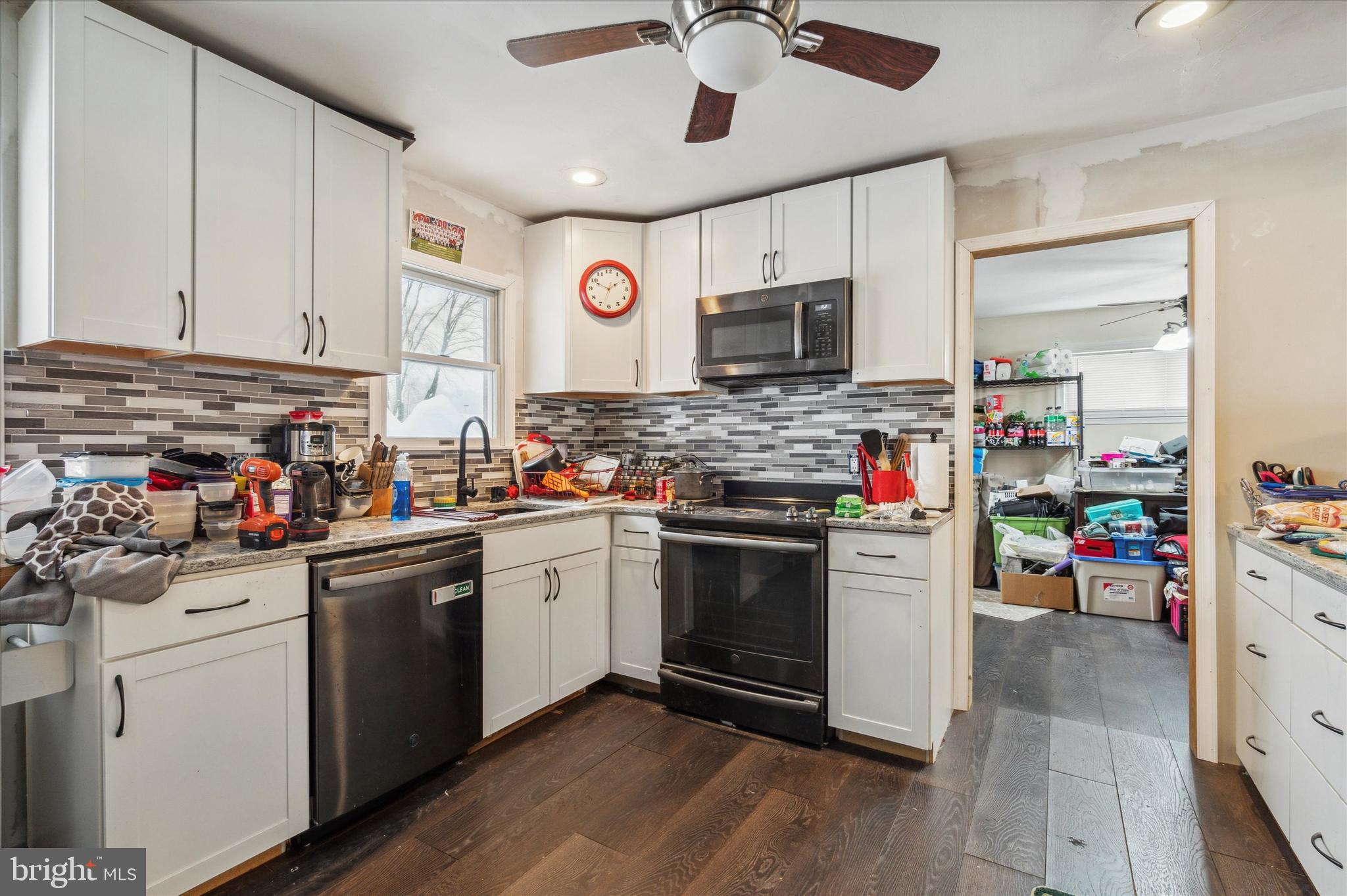 50 Incurve Road Levittown, PA 19057 - Photo 4 of 35 Gallery Image 4