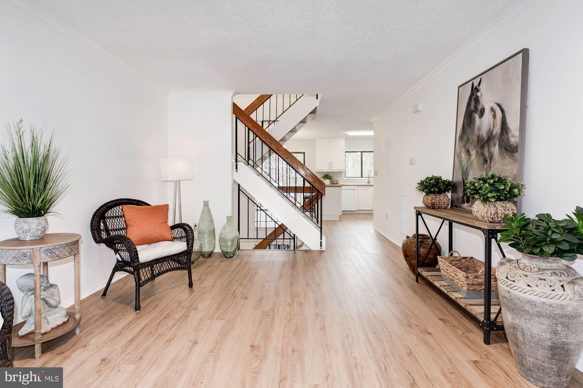 2186 Cartwright Place Reston, VA 20191 - Photo 5 of 33 Easy to place furniture in the living room