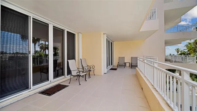 $15,000 | 791 Crandon Boulevard, Unit 404, Key Biscayne, FL 33149