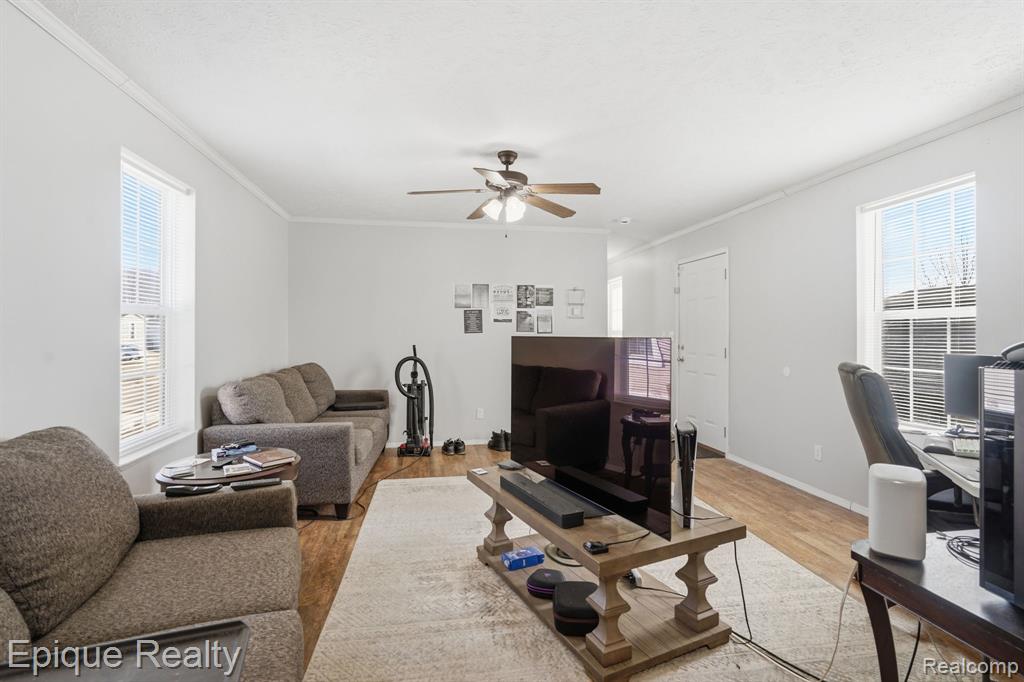 16031 Beech Daly Road Taylor, MI 48180 - Photo 6 of 21