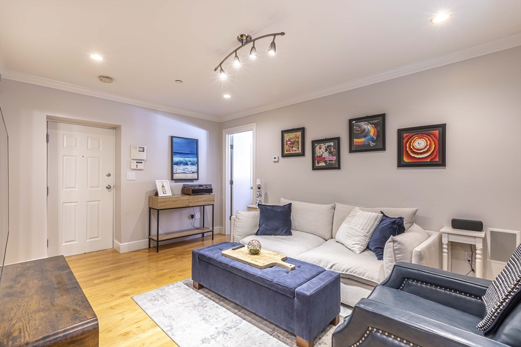 52 Cooper Street, Unit 1 Boston, MA 02113 - Photo 6 of 12