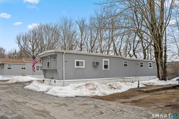 $80,000 | 44 Norwich Avenue, Norwich, CT 06360