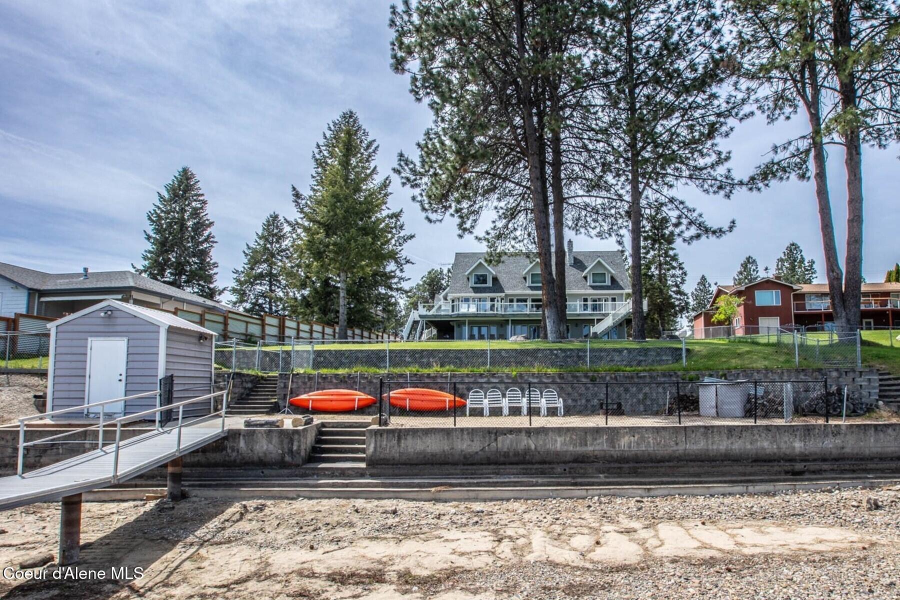 433 Campbell Point Road Laclede, ID 83841 - Photo 67 of 70 Gentle Access to Waters Edge
