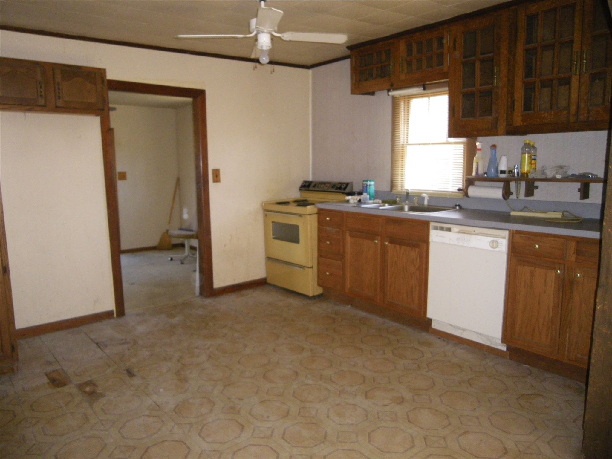 8204 Spry Road Evansville, IN 47715 - Photo 5 of 6 Gallery Image 5