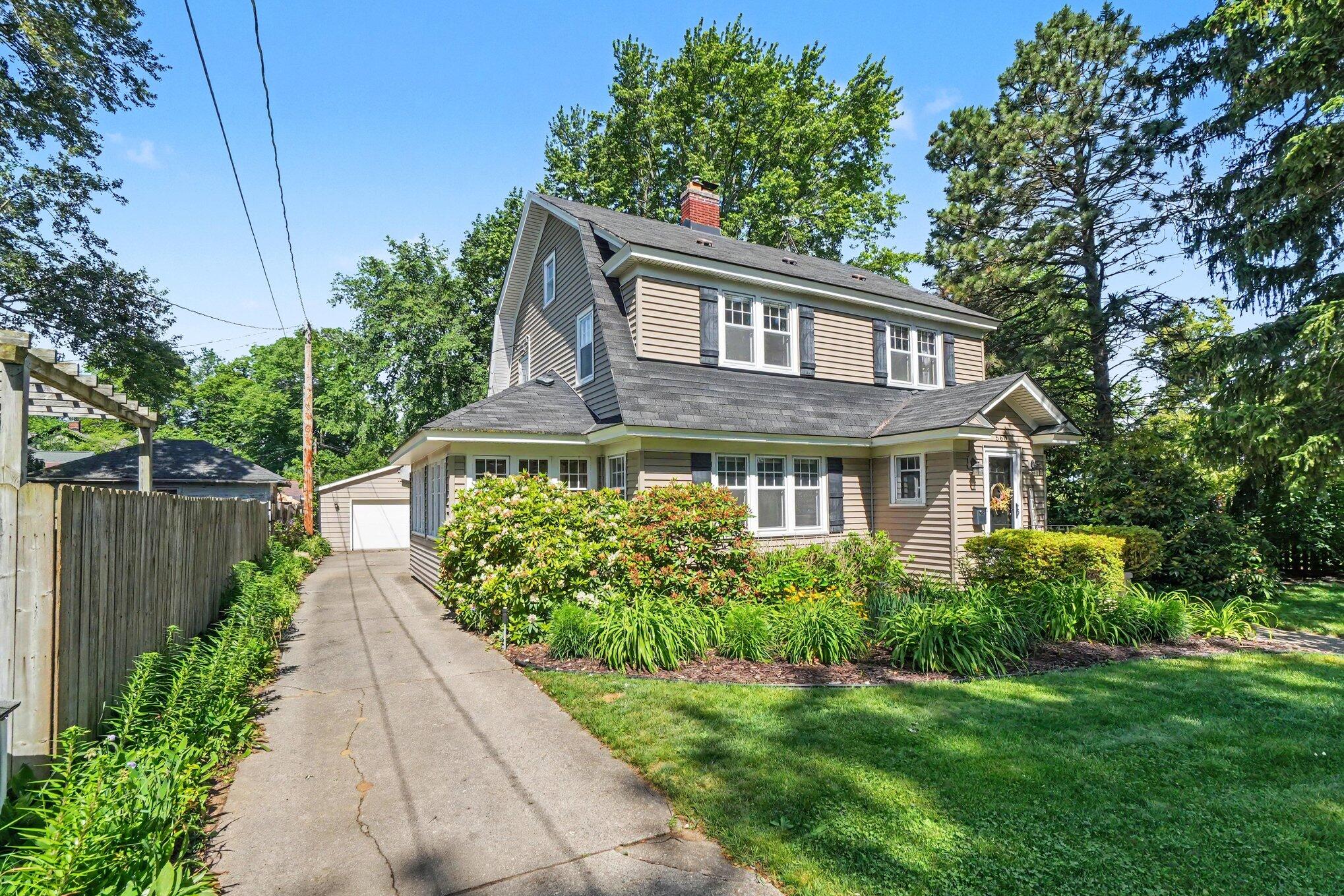 560 State Street Holland, MI 49423 - Photo 36 of 45 036_file_5036