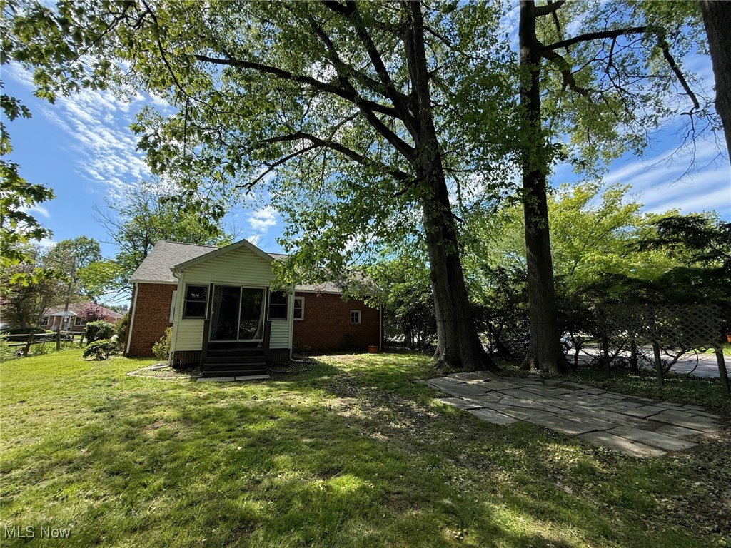 1089 Homestead Road Cleveland, OH 44121 - Photo 20 of 20