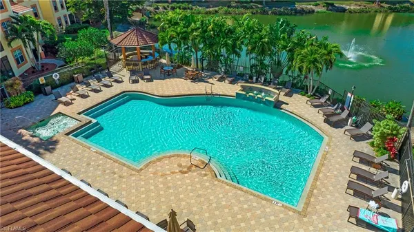 $2,100 | 7925 Preserve Circle, Unit 326, Naples, FL 34119