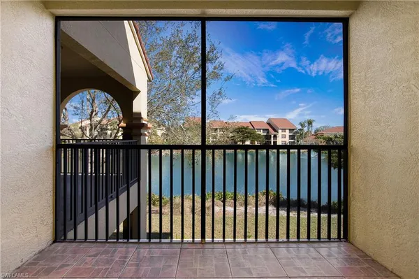 $2,100 | 7925 Preserve Circle, Unit 326, Naples, FL 34119