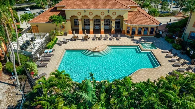 $2,200 | 7925 Preserve Circle, Unit 326, Naples, FL 34119