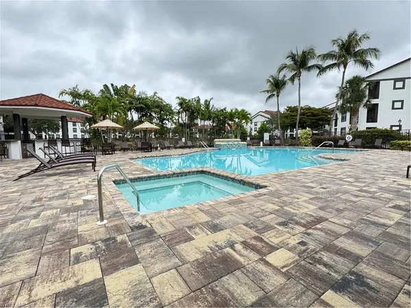 $2,100 | 7925 Preserve Circle, Unit 326, Naples, FL 34119