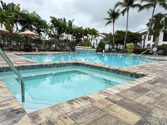 $2,200 | 7925 Preserve Circle, Unit 326, Naples, FL 34119