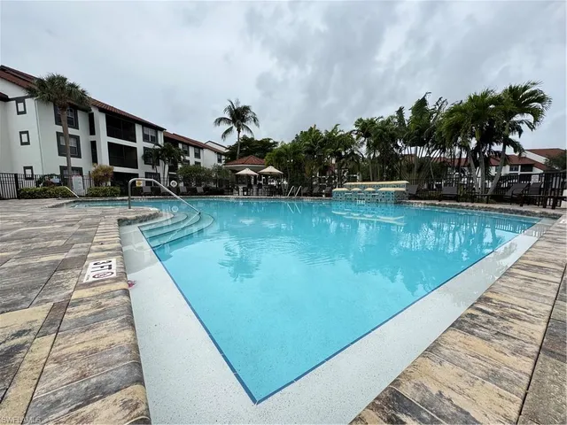 $2,200 | 7925 Preserve Circle, Unit 326, Naples, FL 34119