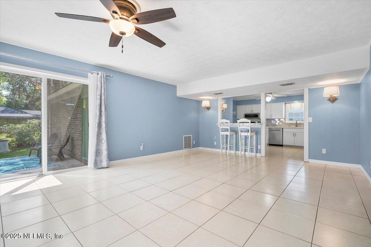 2087 Harvard Street Middleburg, FL 32068 - Photo 13 of 48 Dining room to patio door