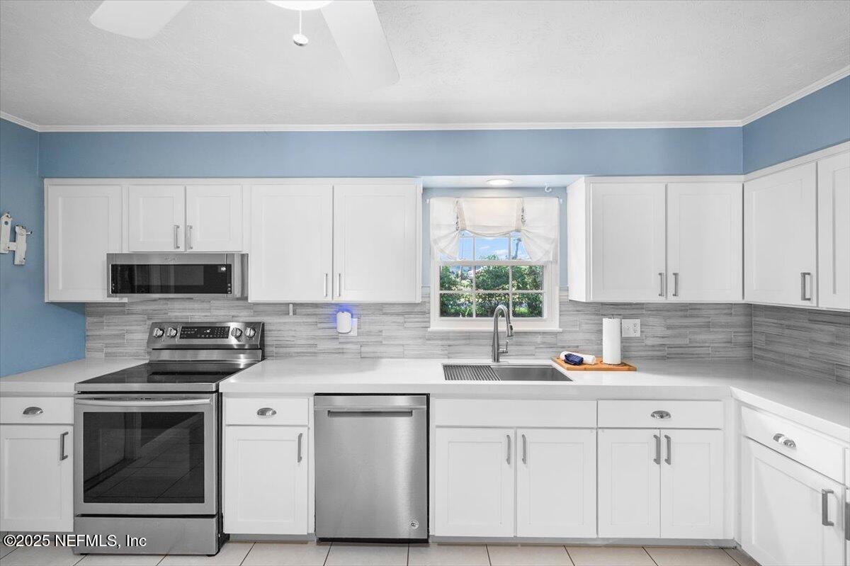 2087 Harvard Street Middleburg, FL 32068 - Photo 16 of 48 Kitchen view 1