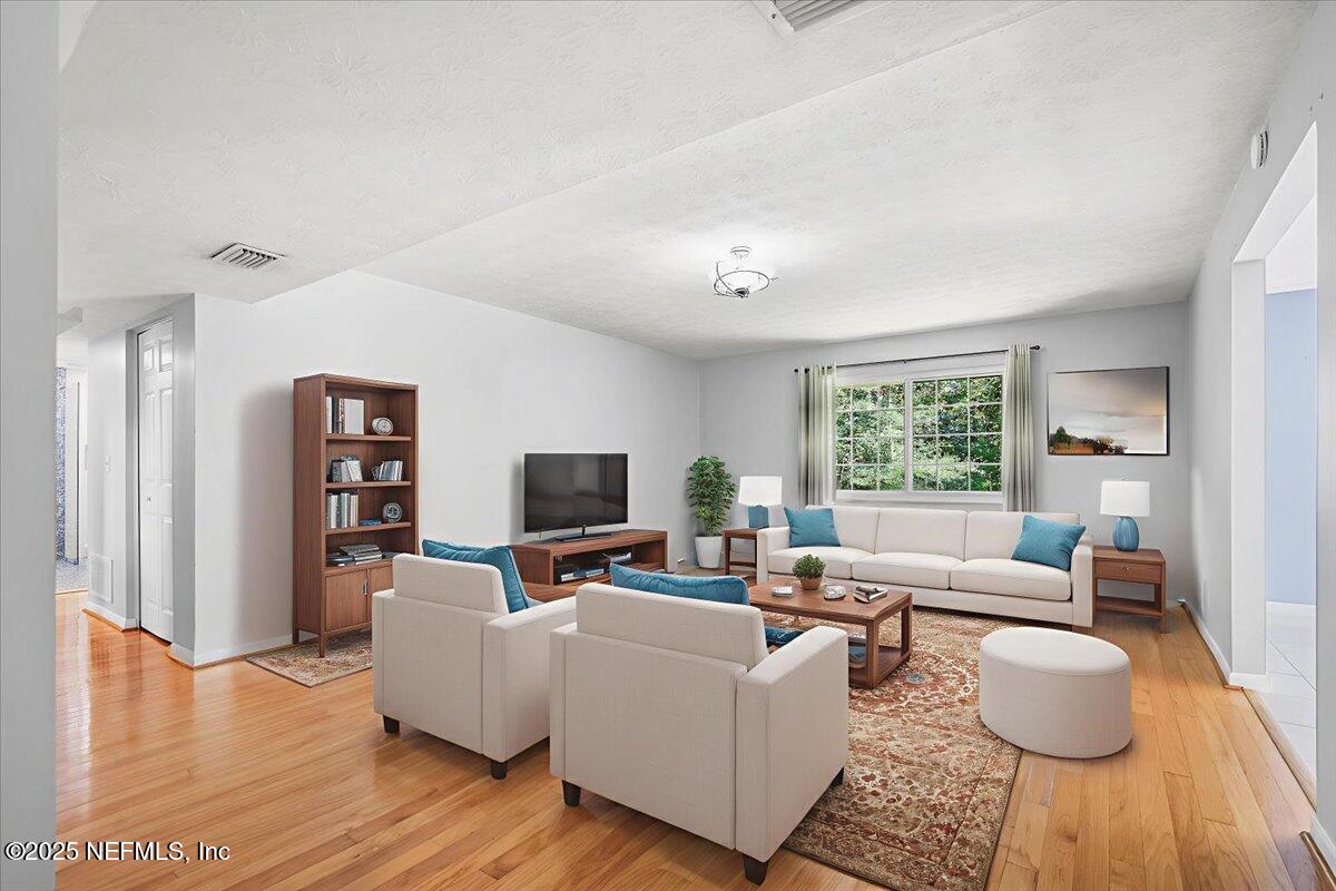 2087 Harvard Street Middleburg, FL 32068 - Photo 9 of 48 Virtual staged living room