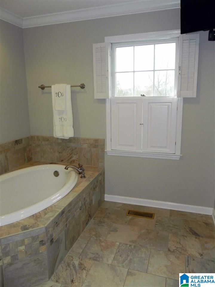 522 Hillyer High Road Anniston, AL 36207 - Photo 30 of 48