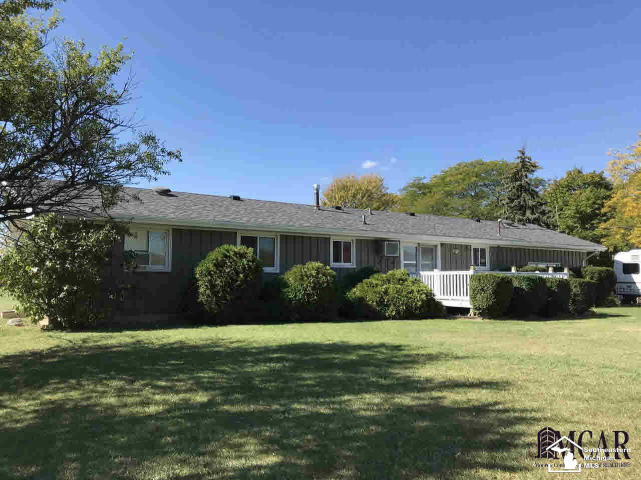 5190 Williams Road Newport, MI 48166 - Photo 2 of 28 21379616-1.JPG