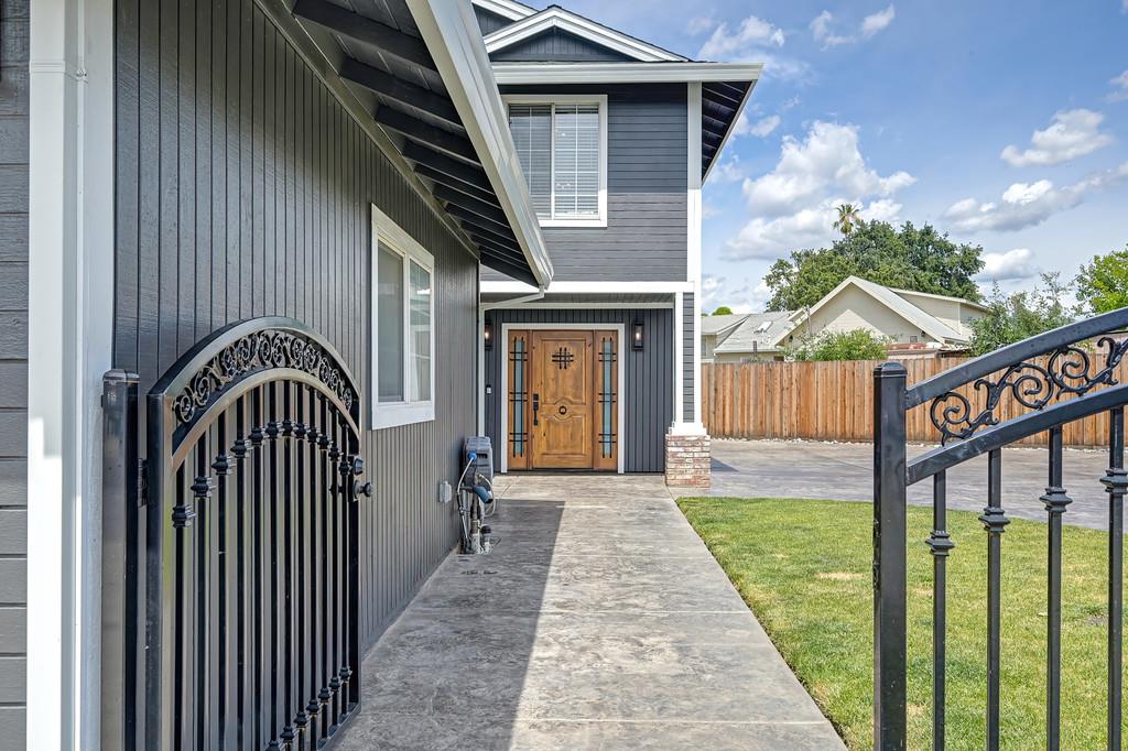 1115 Vickrey Court Rio Linda, CA 95673 - Photo 4 of 77