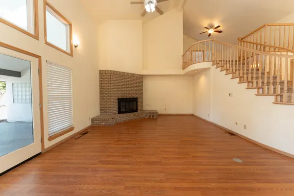 $625,000 | 3714 West Woodside Avenue, Visalia, CA 93291