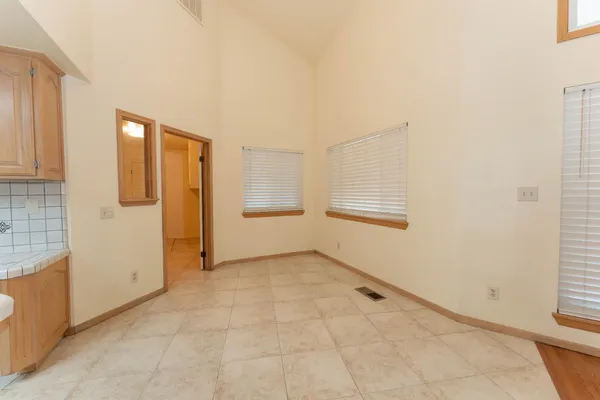 $625,000 | 3714 West Woodside Avenue, Visalia, CA 93291