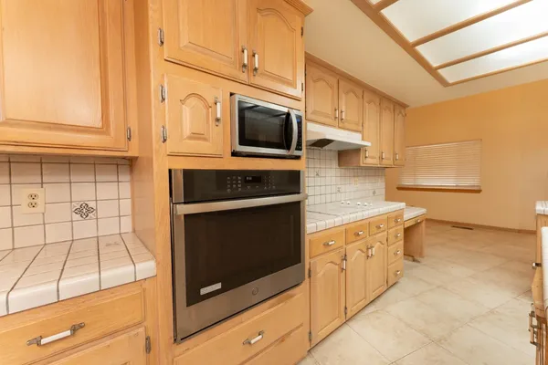 $625,000 | 3714 West Woodside Avenue, Visalia, CA 93291