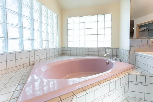 $625,000 | 3714 West Woodside Avenue, Visalia, CA 93291