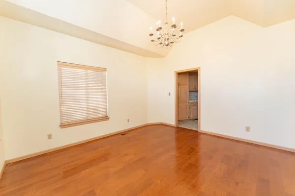 $625,000 | 3714 West Woodside Avenue, Visalia, CA 93291