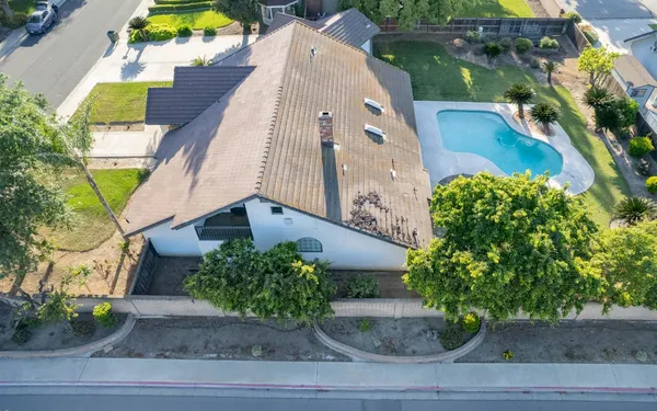 $625,000 | 3714 West Woodside Avenue, Visalia, CA 93291