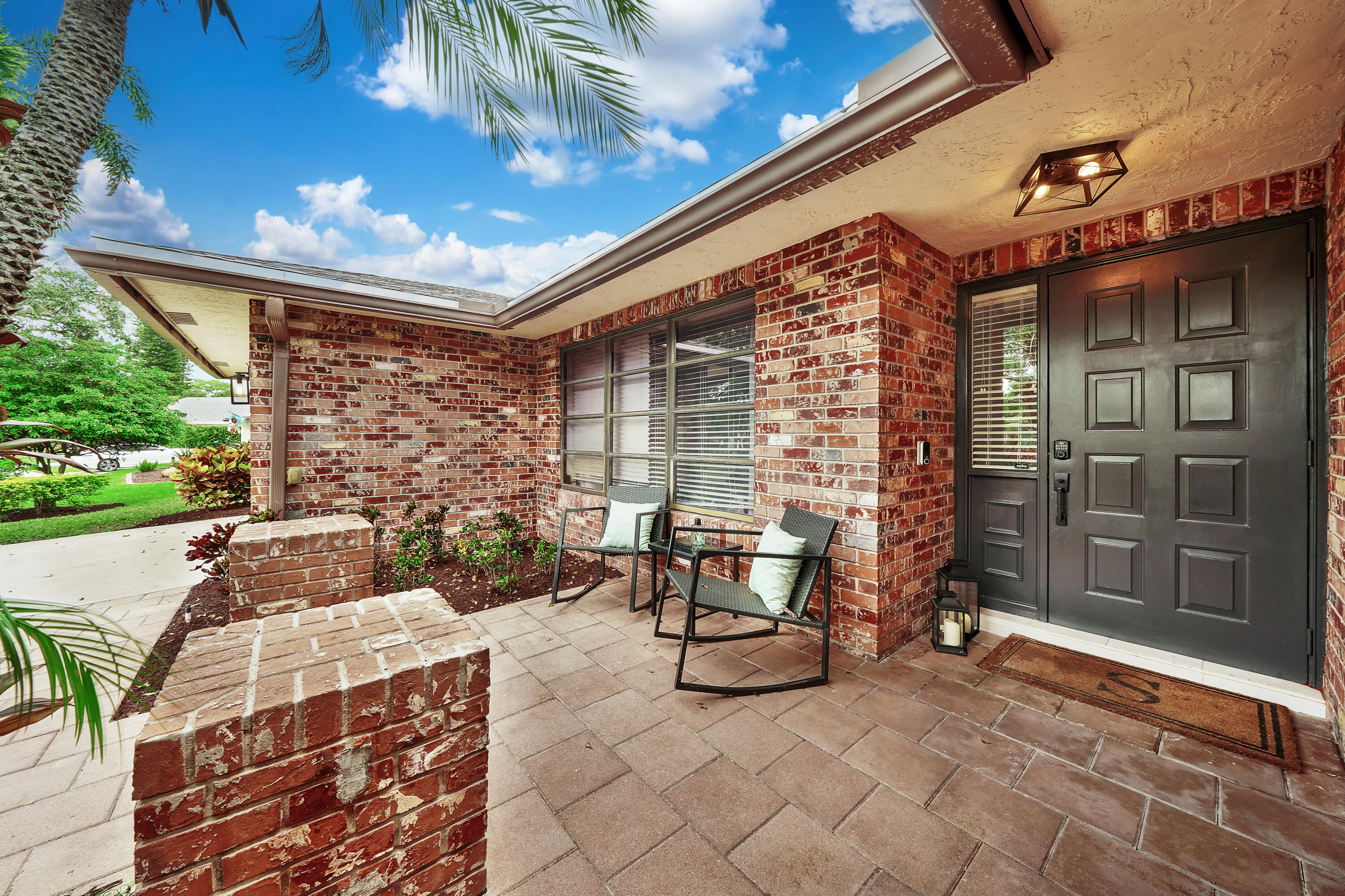 3048 Northwest 28th Avenue Boca Raton, FL 33434 - Photo 5 of 59 3 Entryway (2)