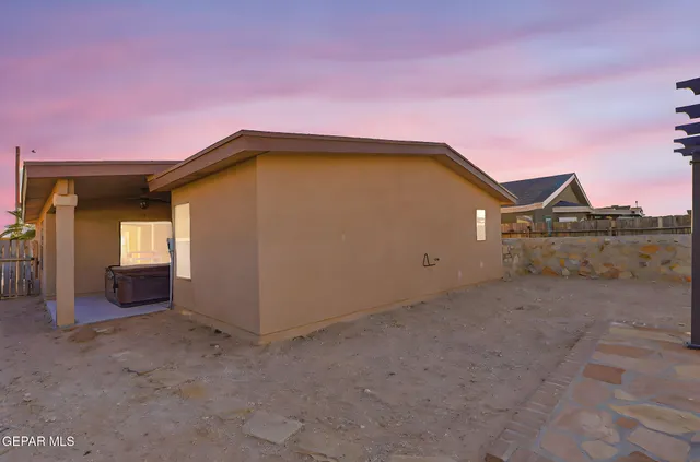 $229,900 | 14677 Boer Trail, El Paso, TX 79938