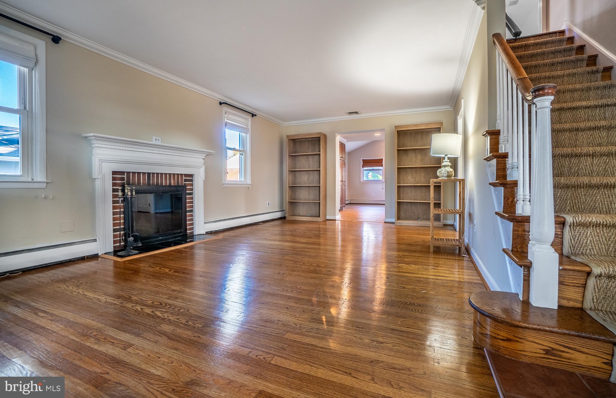 1266 Dill Road Havertown, PA 19083 - Photo 4 of 30