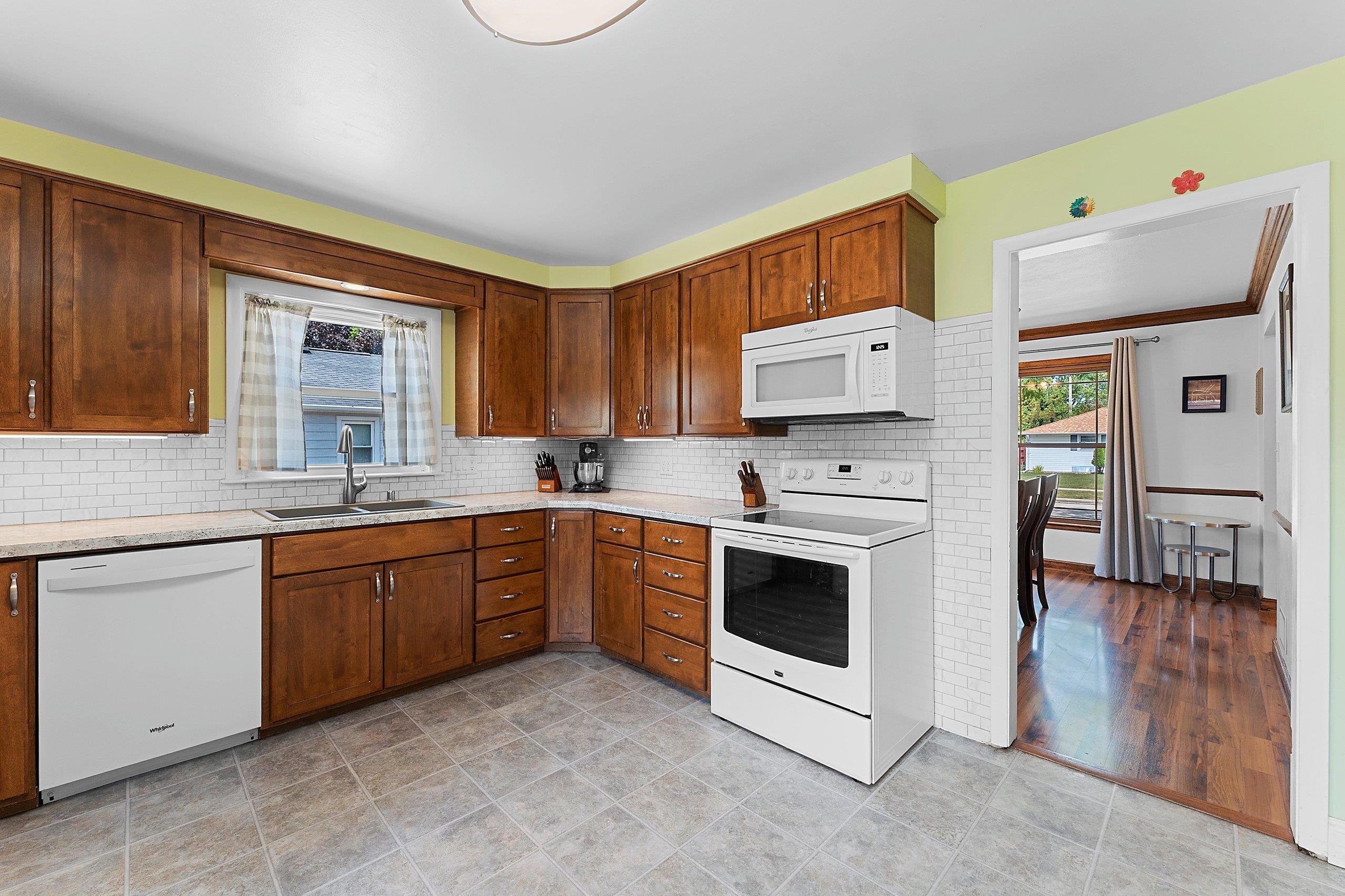 613 East Byrd Street Appleton, WI 54911 - Photo 23 of 66 Gallery Image 23