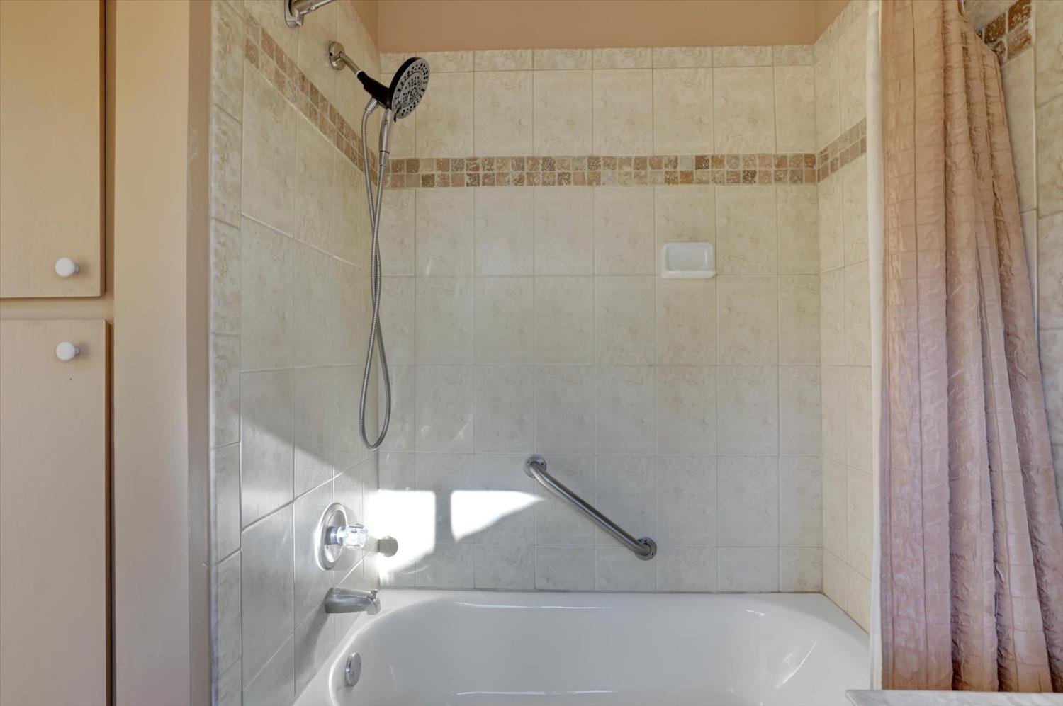 18854 Chickadee Court Penn Valley, CA 95946 - Photo 44 of 97
