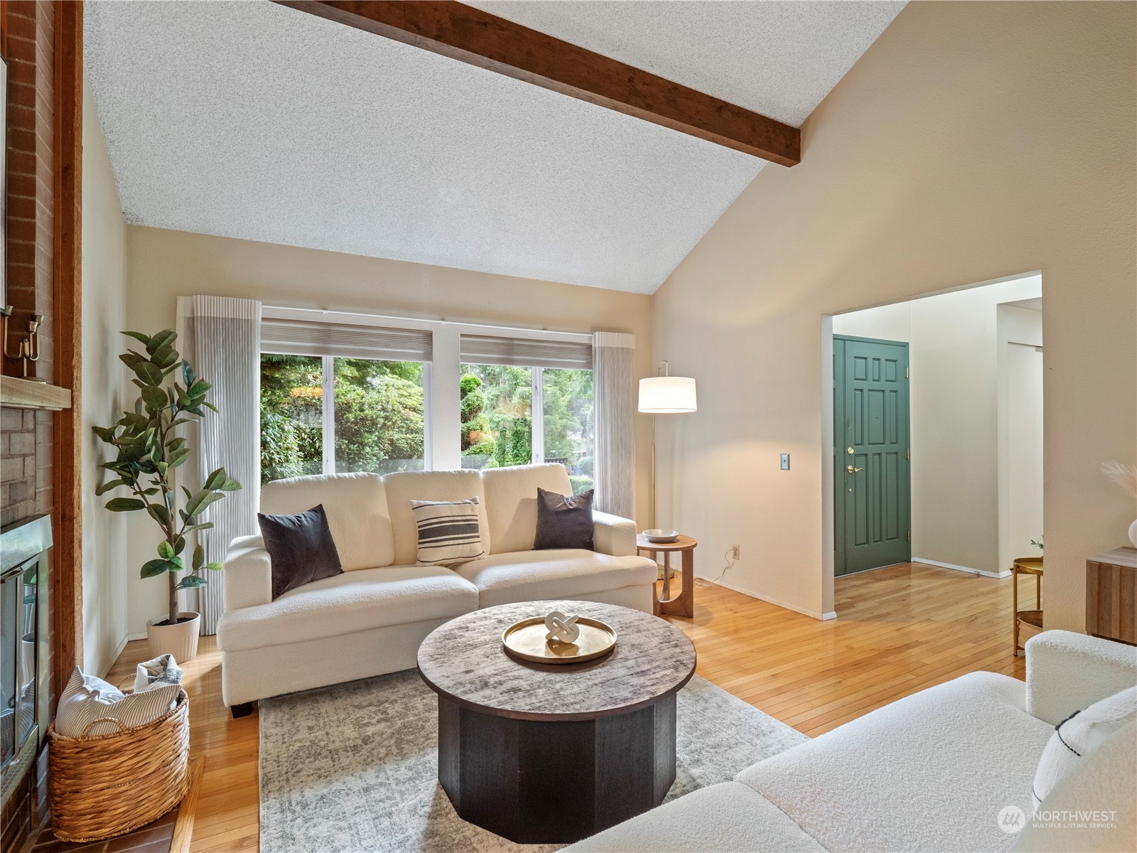 12018 Northeast 161st Street Bothell, WA 98011 - Photo 6 of 37 Gallery Image 6