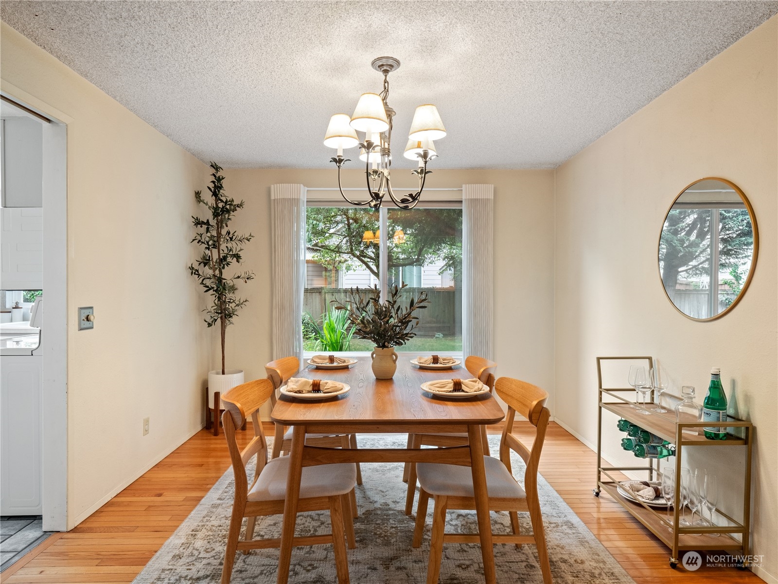 12018 Northeast 161st Street Bothell, WA 98011 - Photo 8 of 37 Gallery Image 8