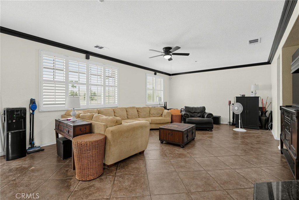 9319 Santa Barbara Drive Riverside, CA 92508 - Photo 10 of 57 Gallery Image 10