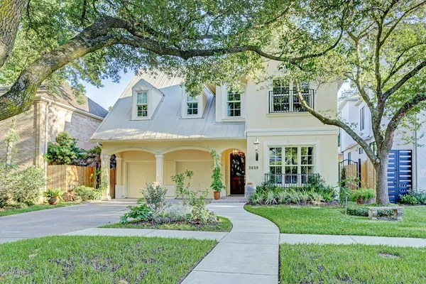 $7,300 | 2629 University Boulevard, West University Place, TX 77005