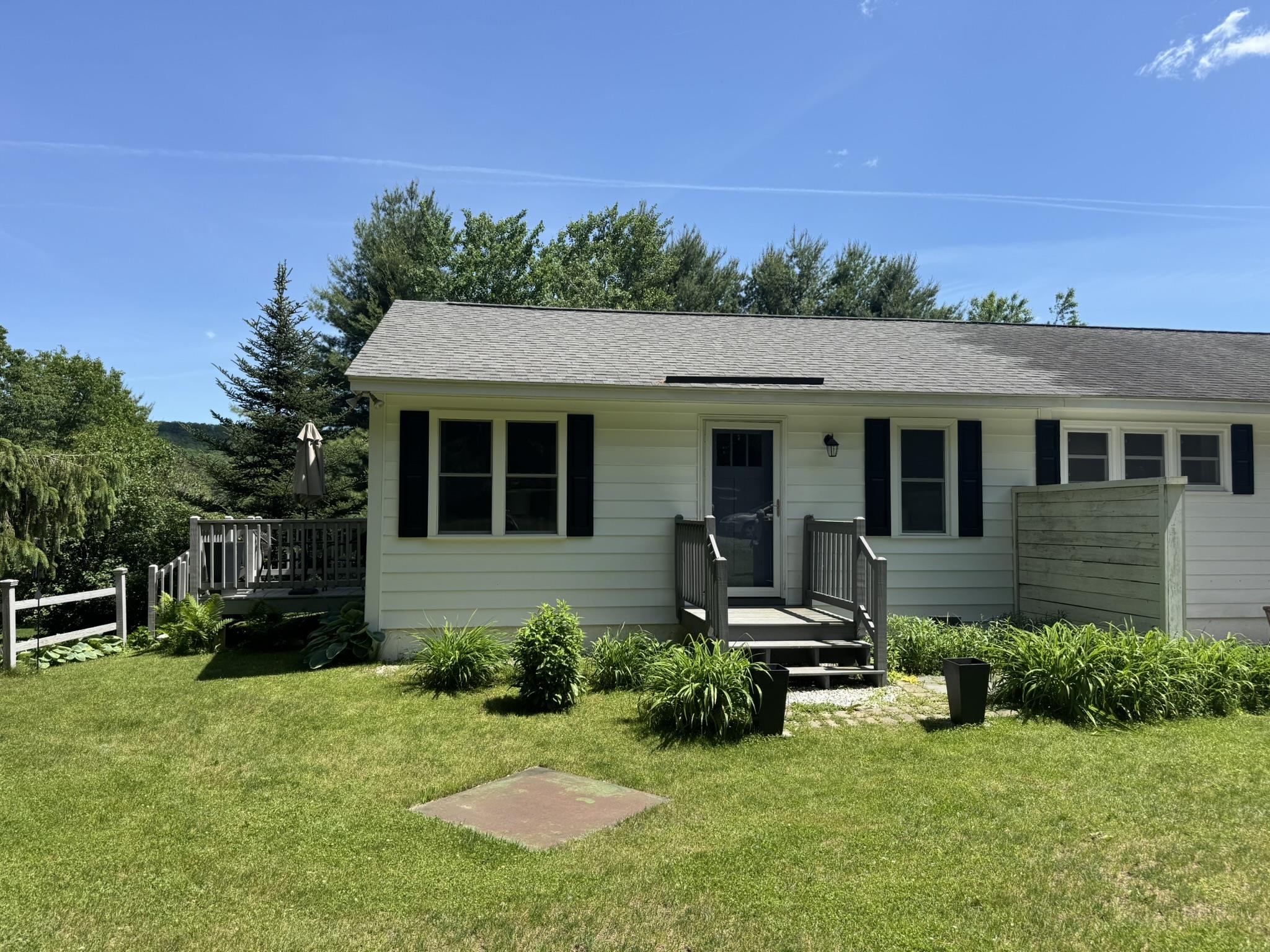 56 Cemetery Road Arlington, VT 05250 - Photo 2 of 25