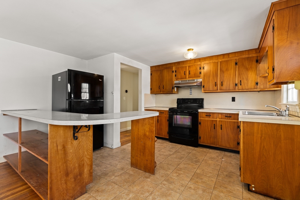 290 Main Street Mashpee, MA 02649 - Photo 12 of 28