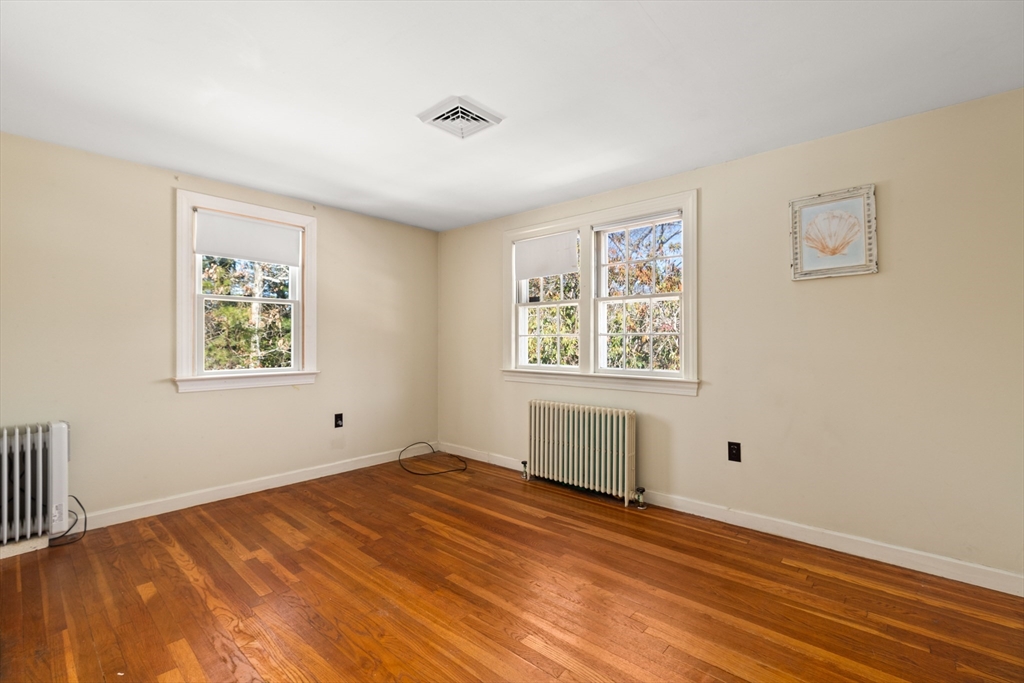 290 Main Street Mashpee, MA 02649 - Photo 14 of 28