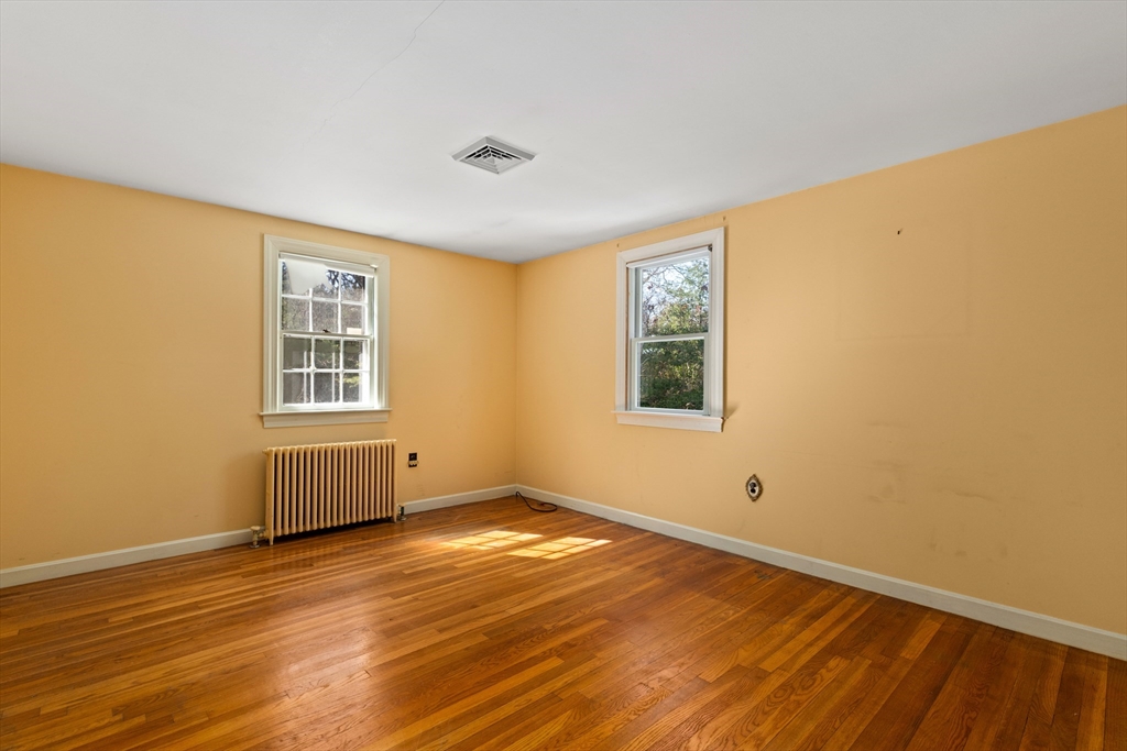 290 Main Street Mashpee, MA 02649 - Photo 16 of 28