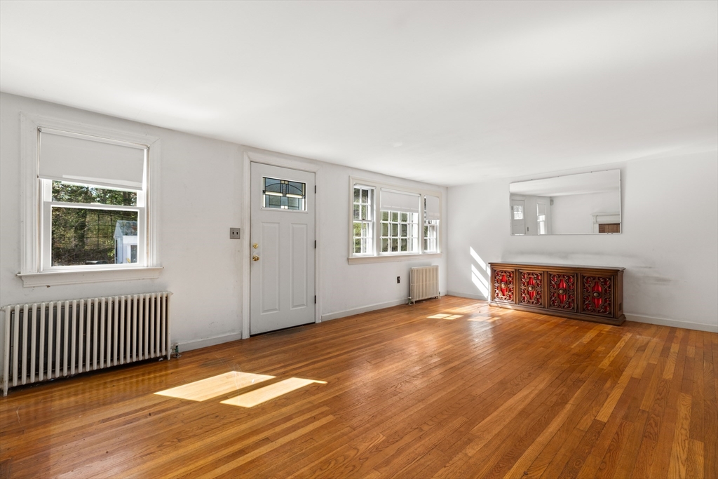 290 Main Street Mashpee, MA 02649 - Photo 7 of 28